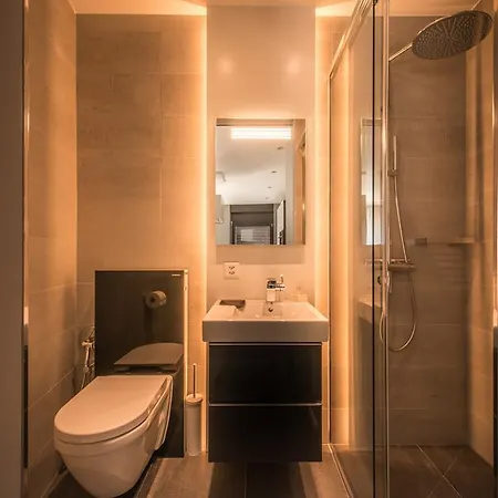 Independance First Apartman *