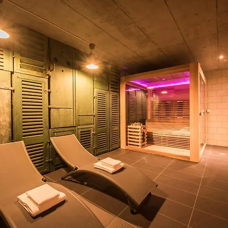 Independance First דירה *