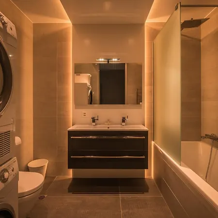 דירה Independance First