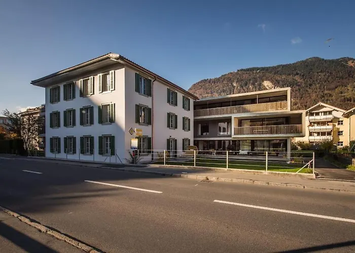 아파트 Independance First