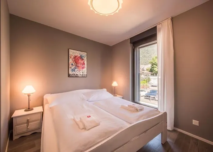 Independance First 아파트