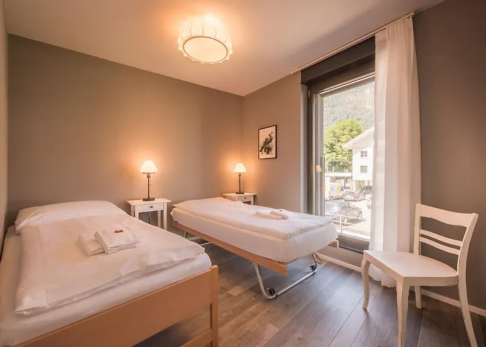 Independance First 아파트 *