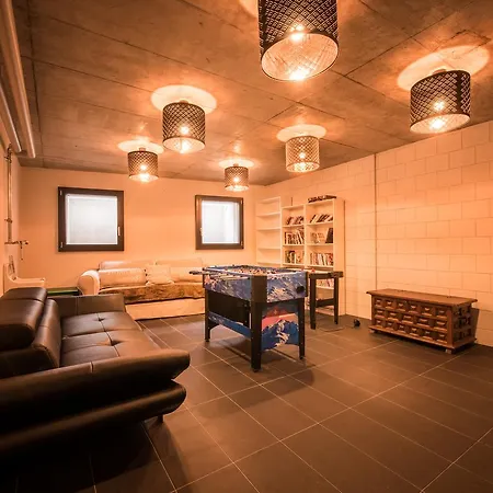 Apartment Independance First